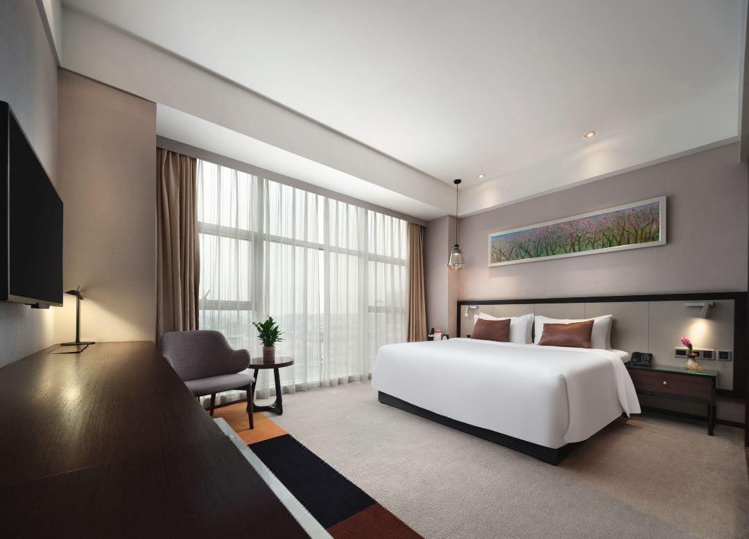 Ramada Encore Guanghan Bagian luar foto